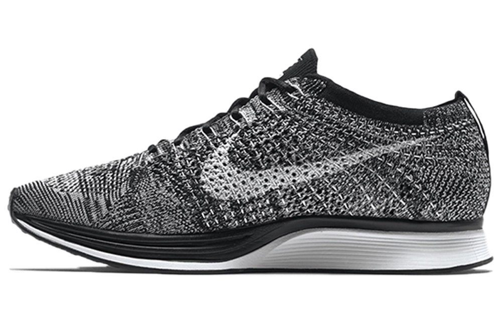 Кроссовки Nike Flyknit Racer Oreo 2
