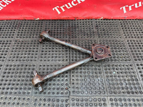 Тяга реактивная V-образная