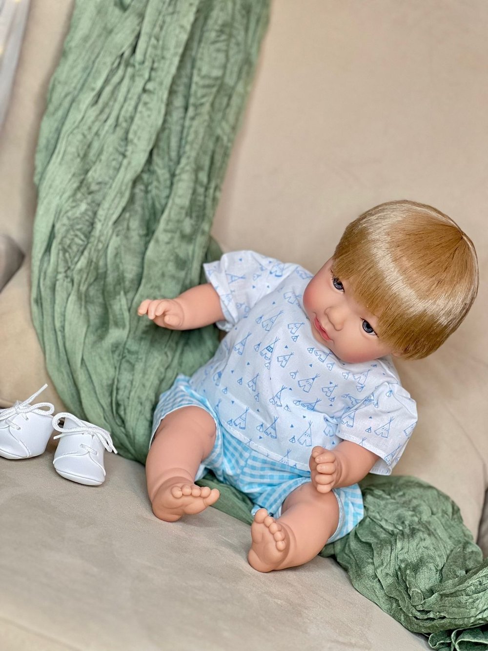 Кукла Marina and Pau 45 cм TEO мягконабивная в пакете (M815K)