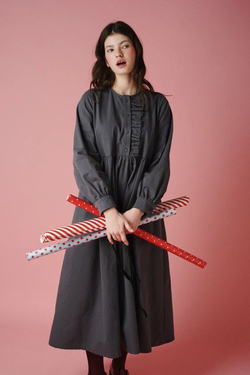 Платье с асимметричной рюшей "Герда"