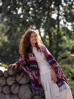 Палантин теплый с орнаментом Навахо