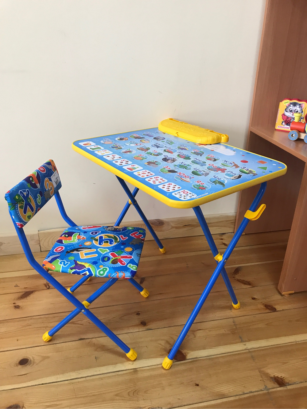 Комплект детской мебели "Азбука" (арт. КП2/9)