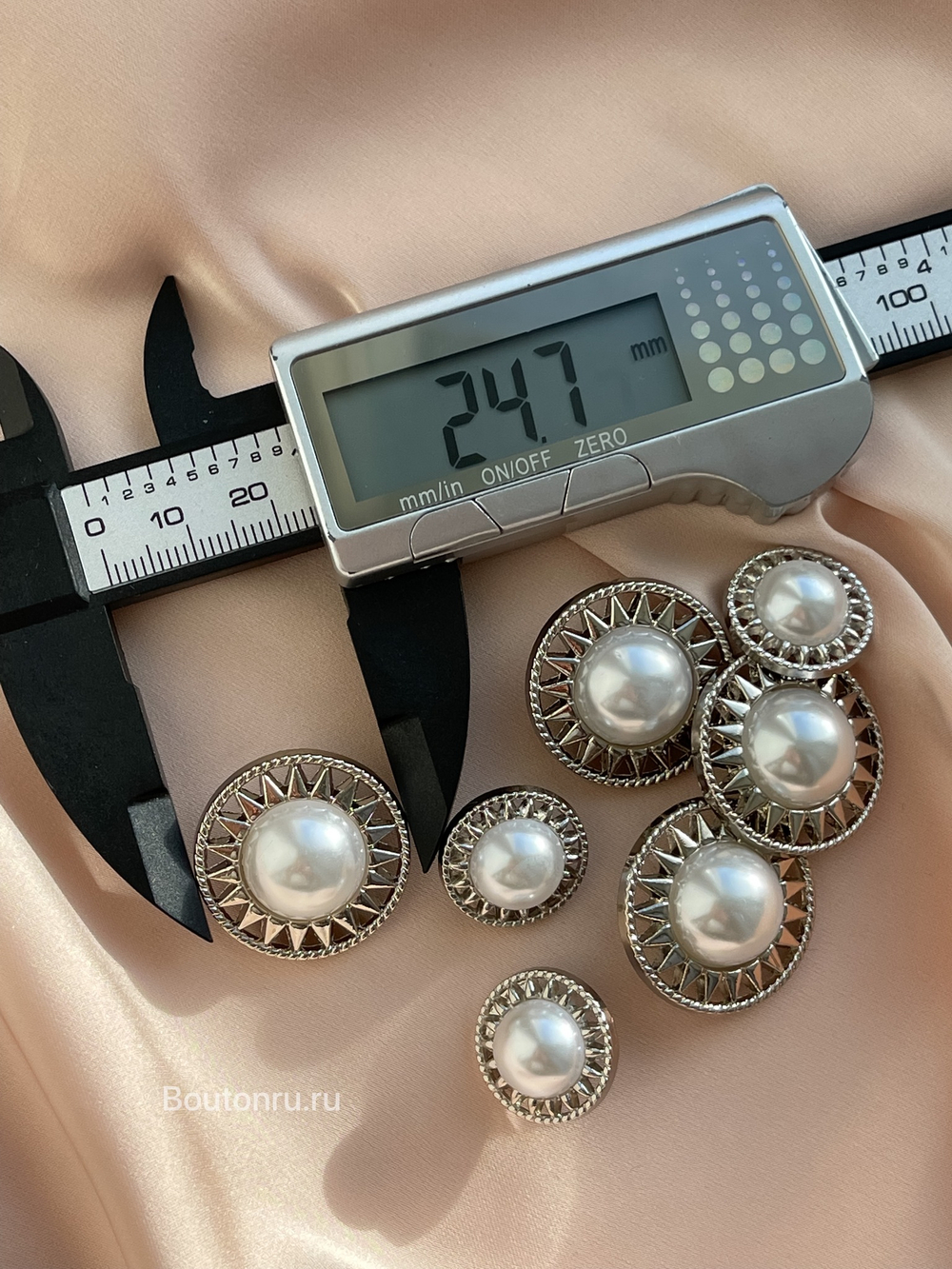 Пуговицы Серебро Жемчуг3