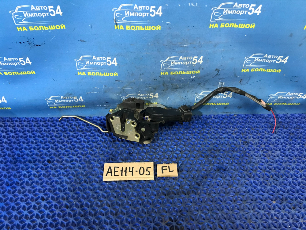 Замок двери передней левой TOYOTA SPRINTER 1999