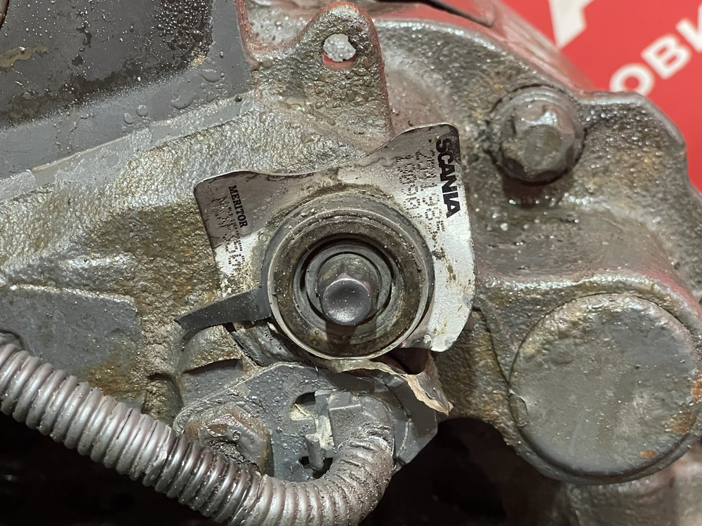 Суппорт правый 2019г