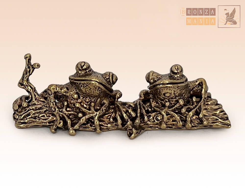 фигурка Лягушки на завалинке