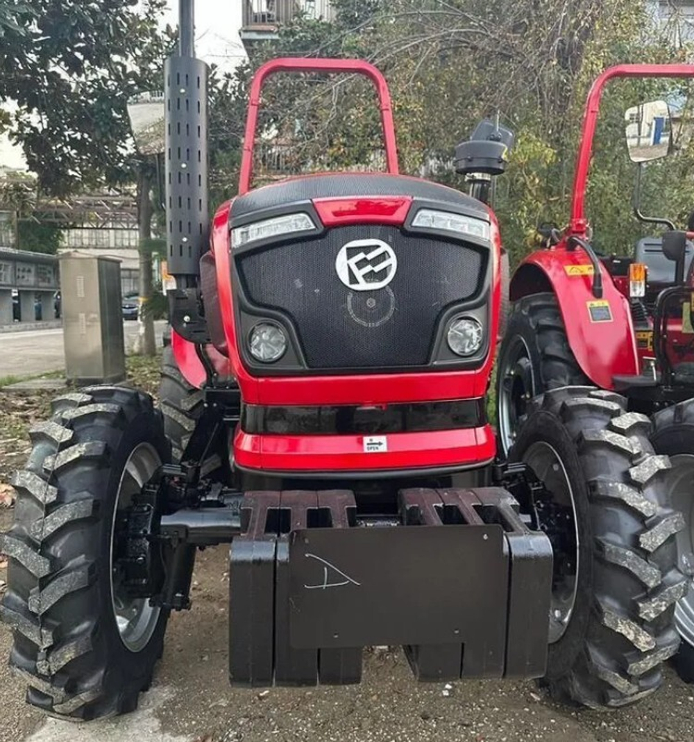 Трактор Dongfeng DF-404 G2 NEW Рестайлинг