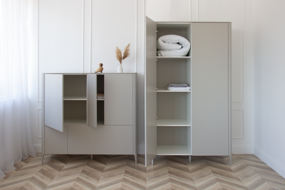 Шкаф Type 2-х створчатый высокий (серо-бежевый)