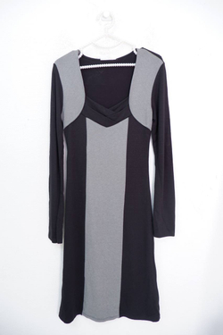 Платье осеннее  44 размер, новое с браком