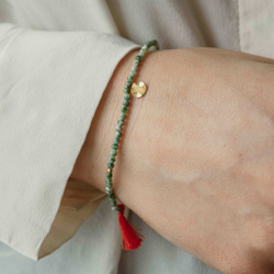 браслет из агата «зеленая планета» с красной кистью