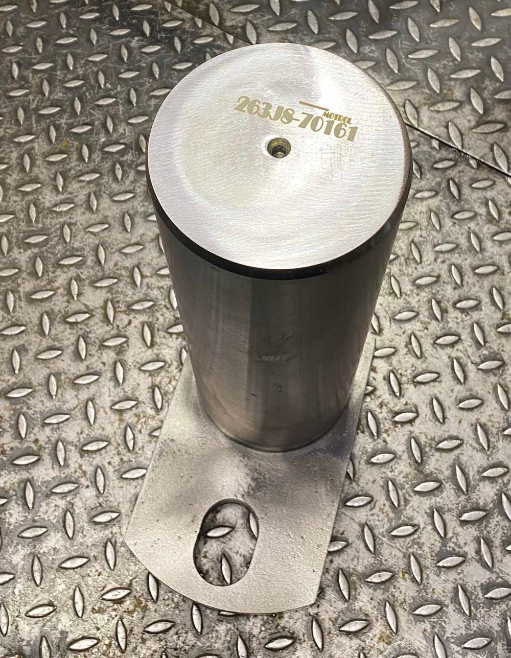 Палец 263J8-70161