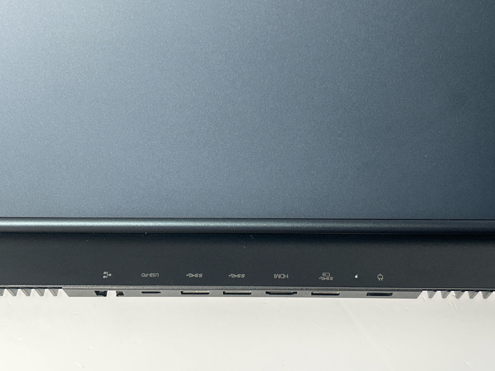 Ноутбук игровой Lenovo Legion 5 15ITH6H (82JH000URU) 15.6"/Intel Core i7-11800H/RAM 16GB/SSD 1TB/NVIDIA RTX 3070 8GB/1920*1080/IPS/Windows 11/Подсветка кл-ры: LED/черный. Состояние: B1