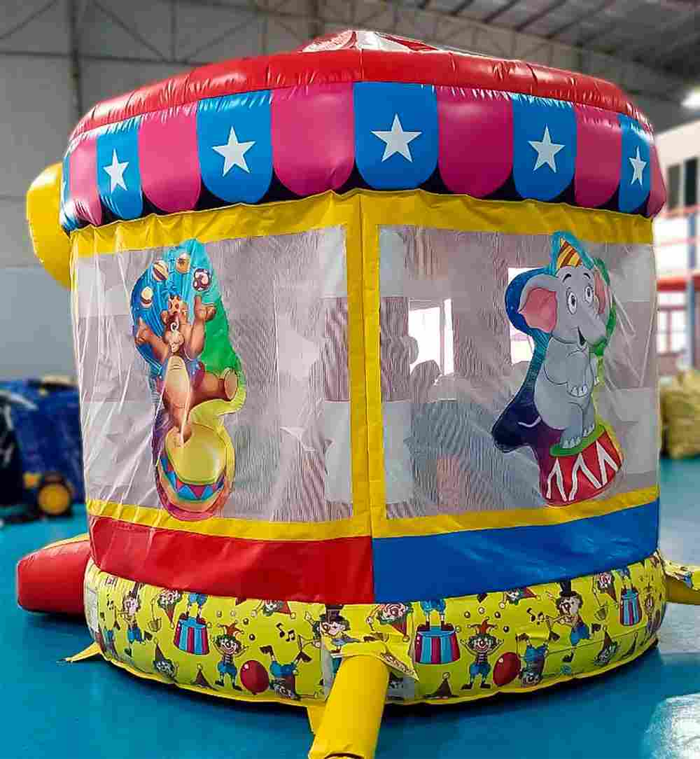 Детский надувной батут "Шатёр цирка" 4*4*3,4 м