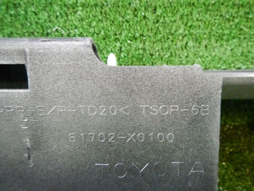 Накладка порога левая Toyota Land Cruiser 200 (2015-2021)