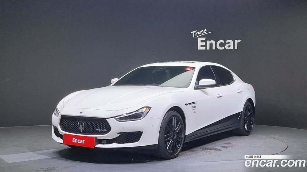 Maserati Ghibli 2.0 프라그먼트 Editions (11.2022)