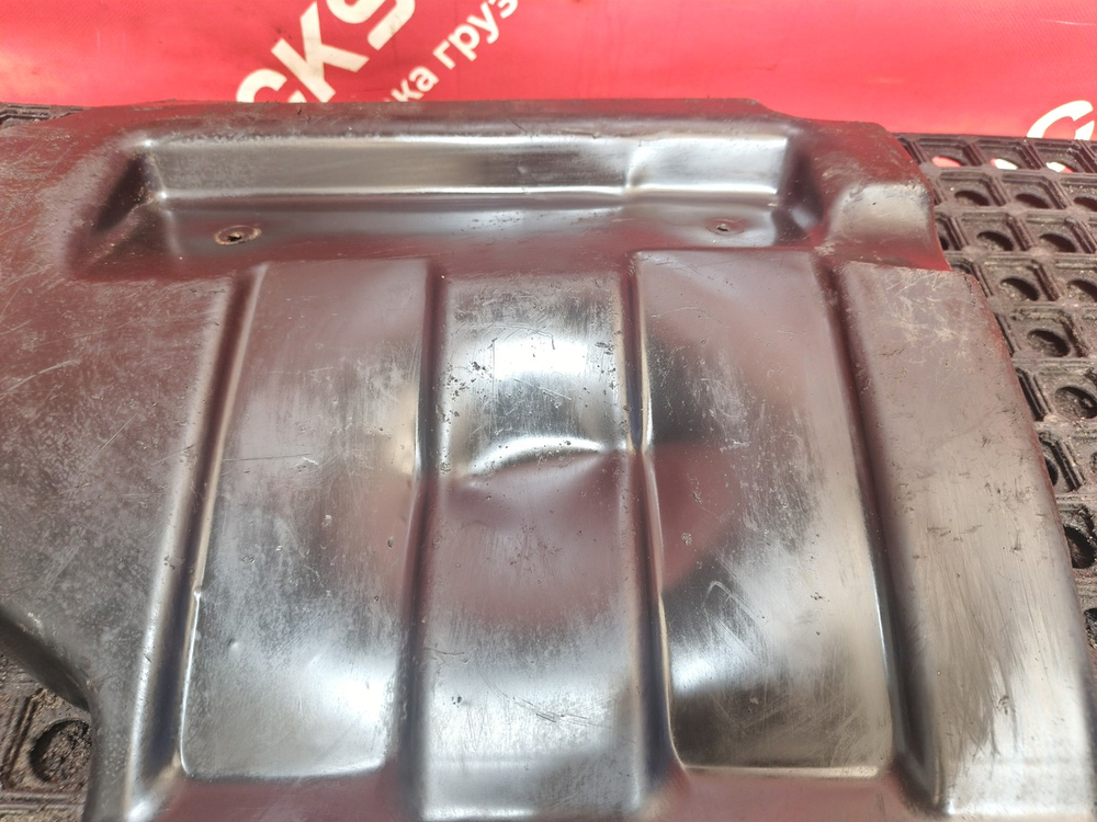 Подкрылок передний правый 2024г