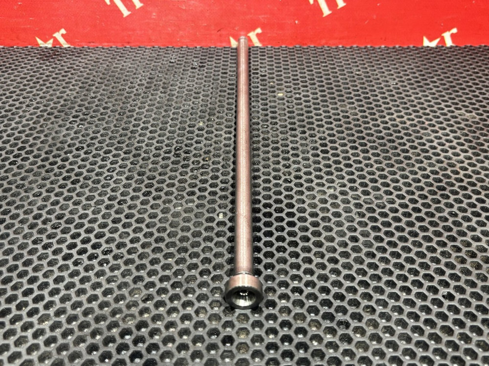 Штанга толкателя впускного клапана 2019г.