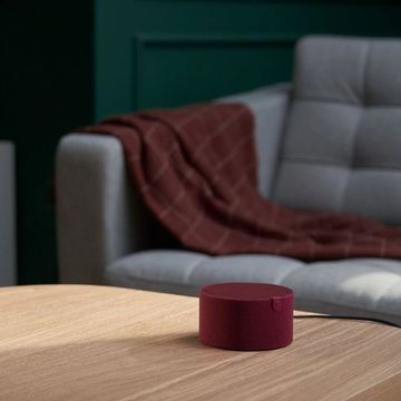 Умная колонка Яндекс Станция Мини без часов с Алисой, красный гранат