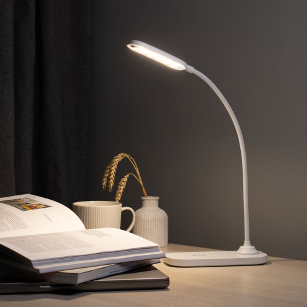 Настольный светильник ЭРА NLED-524-6W-W светодиодный аккумуляторный белый