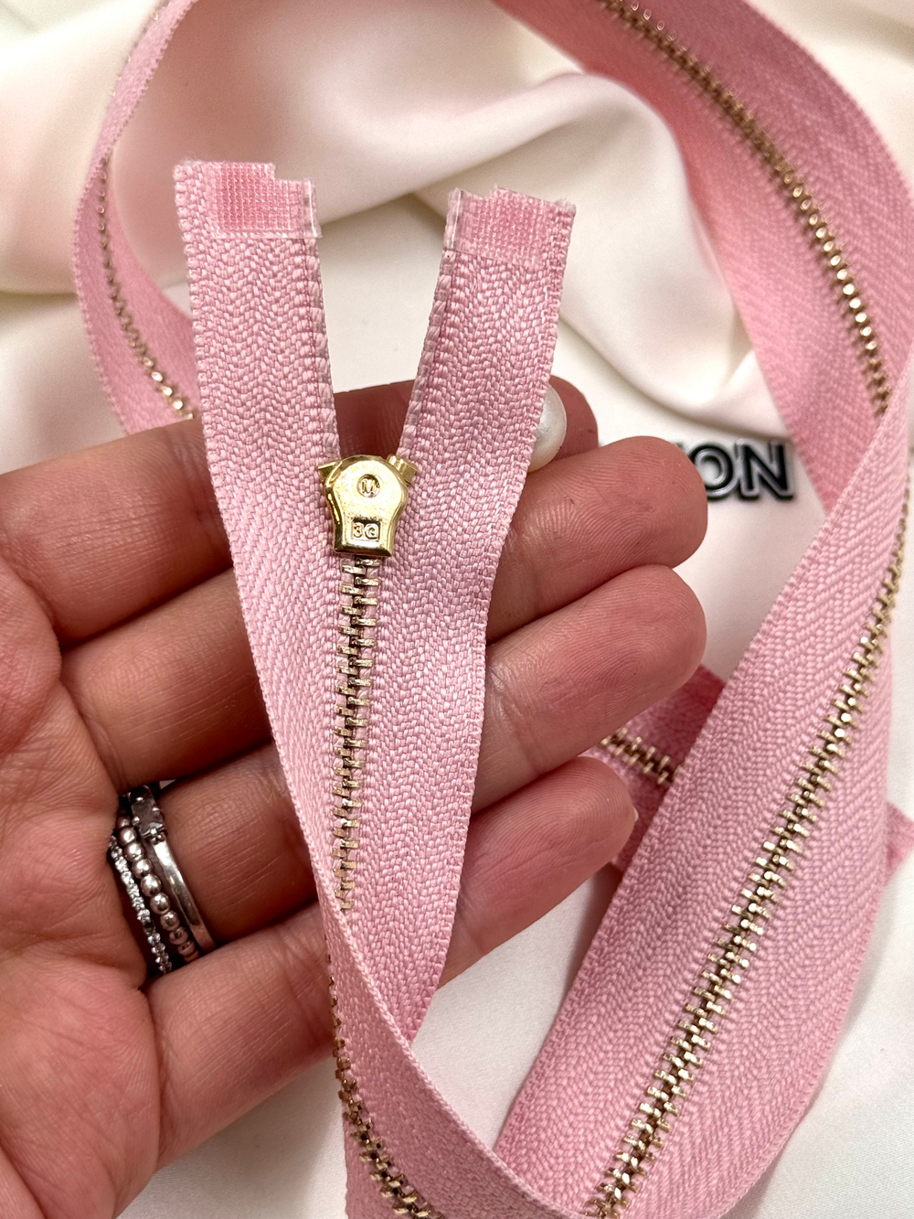 Молния розовая золото матовый жемчуг