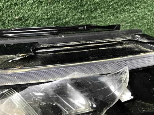 Битая Фара правая Aito M7 (2022-н.в.) LED