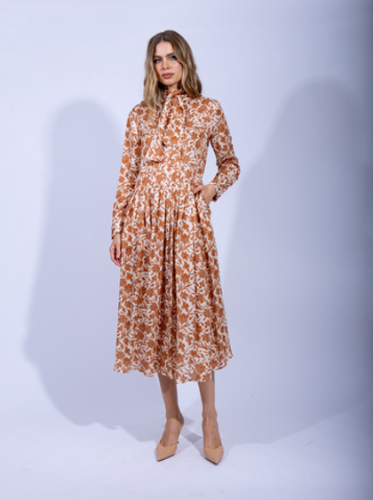 Женское летнее платье миди с бантом и цветочным узором