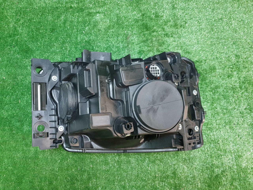 Фара левая Land-Rover Discovery 4 2013-2016 ксенон