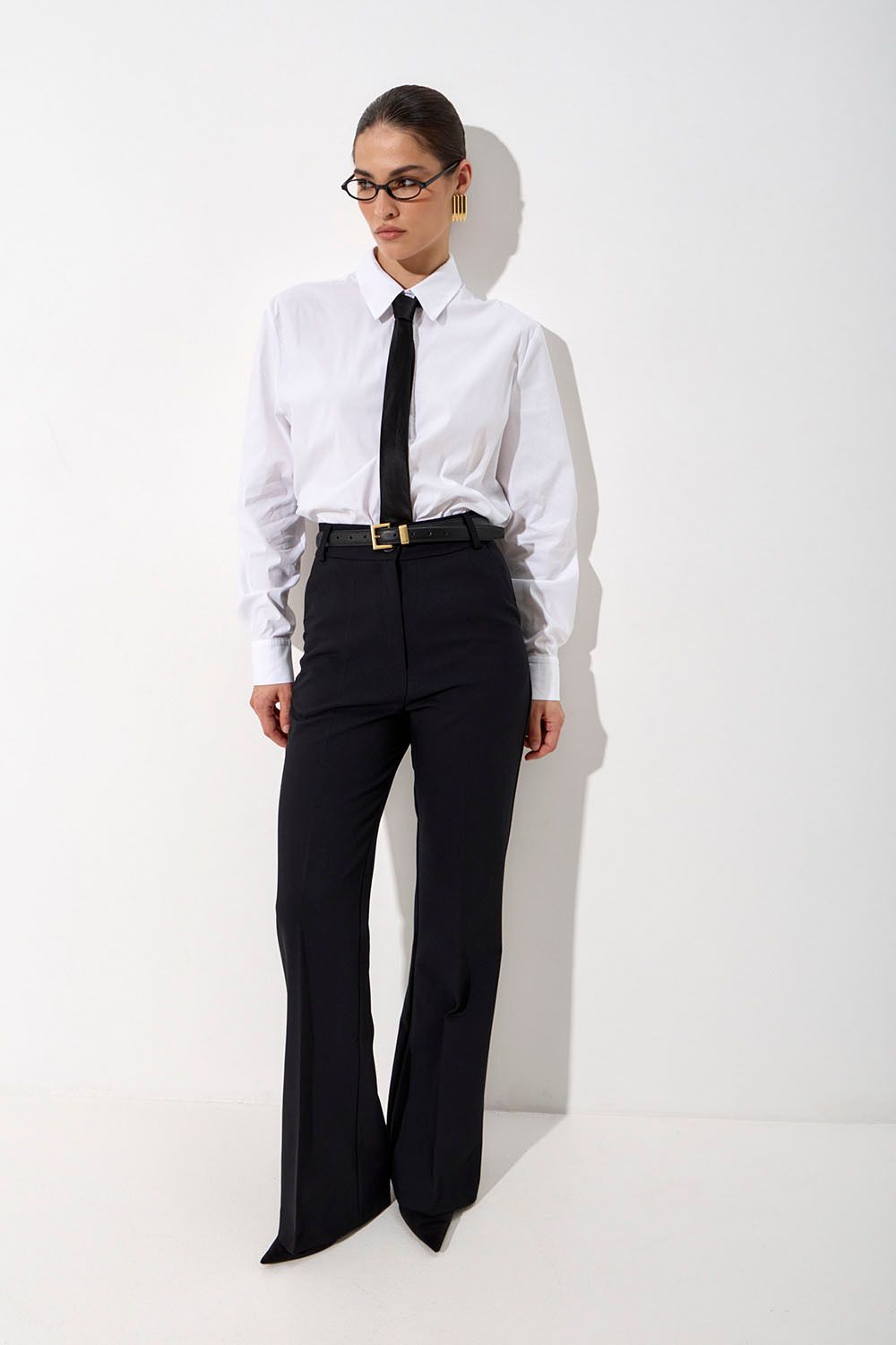 Брюки костюмные прямые черного цвета