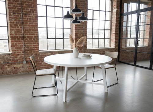 Брашированный круглый обеденный стол Таула 140х140х74 см из массива дуба, белый