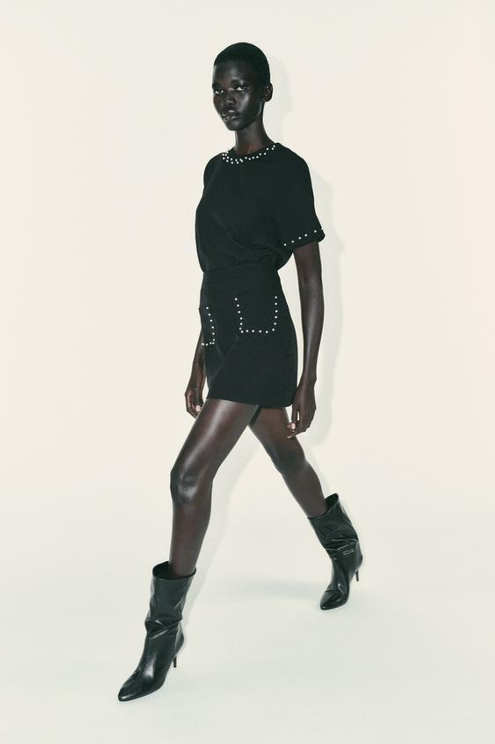 ZARA МИНИ-ЮБКА С БУСИНАМИ, ЧЕРНЫЙ