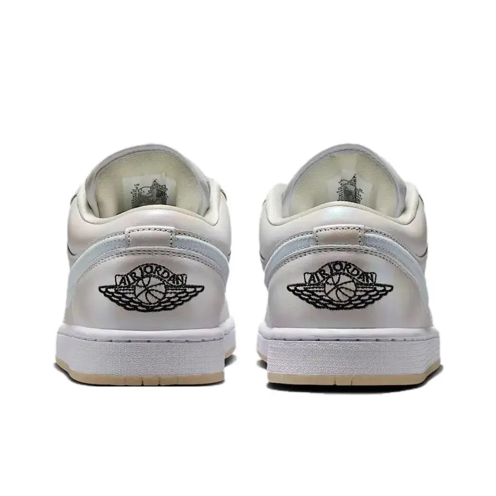 Женские кроссовки Air Jordan 1 Low SE 'LNY' HF4080-001