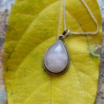 Подвеска КАПЛЯ с цепочкой, розовый кварц