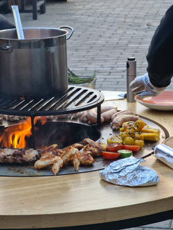 Дровяной гриль-стол Elbrus Grill Тибет 1000 (диаметр стола 1620 мм)