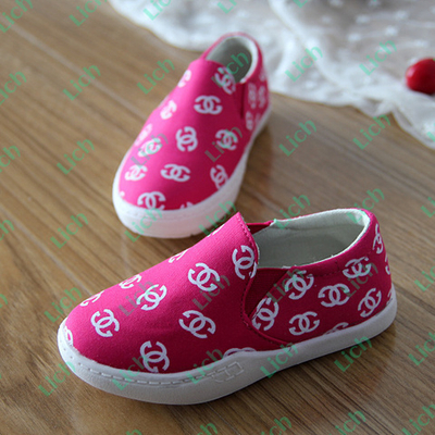 Кеды детские с принтами логотипа