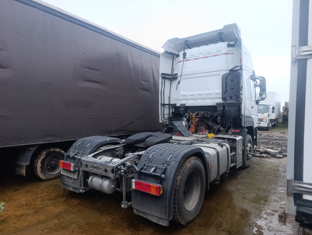 VASOL HV7 4x2 Седельный тягач DFD4189 (Дизельный, 13.0 л, 530 л.с. АТ)