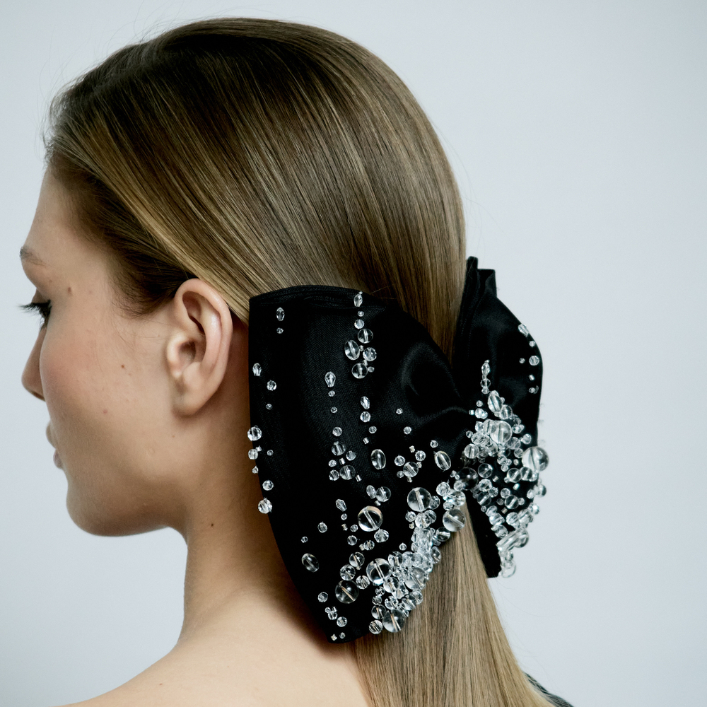 Бант классический с прозрачным декором