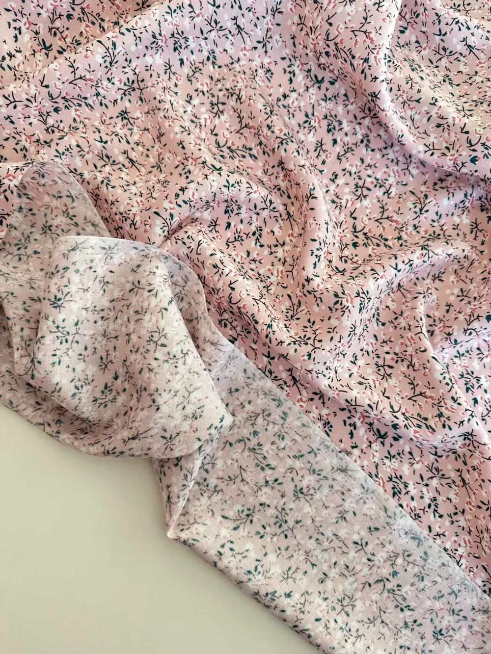 Ткань штапель для шитья 2,5 м плательная летняя вискозная