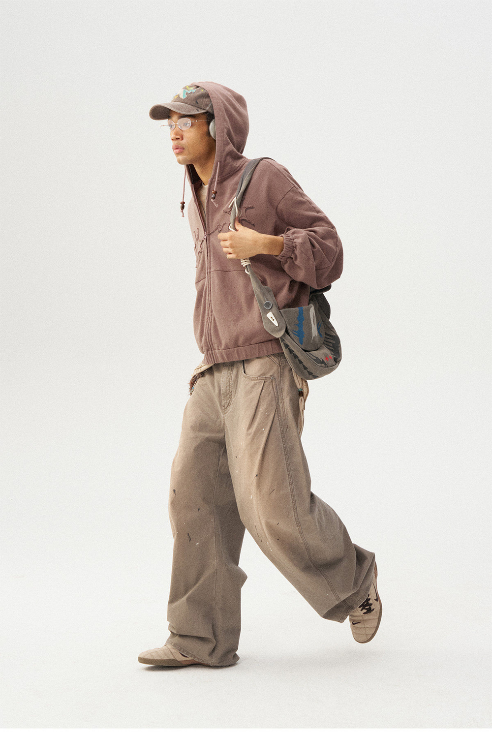 Худи Nothomme Monterest vintage variegated textured curved silhouette hooded