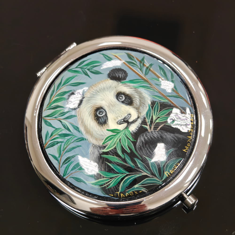 Двустороннее зеркало "Панда" с ручной росписью
