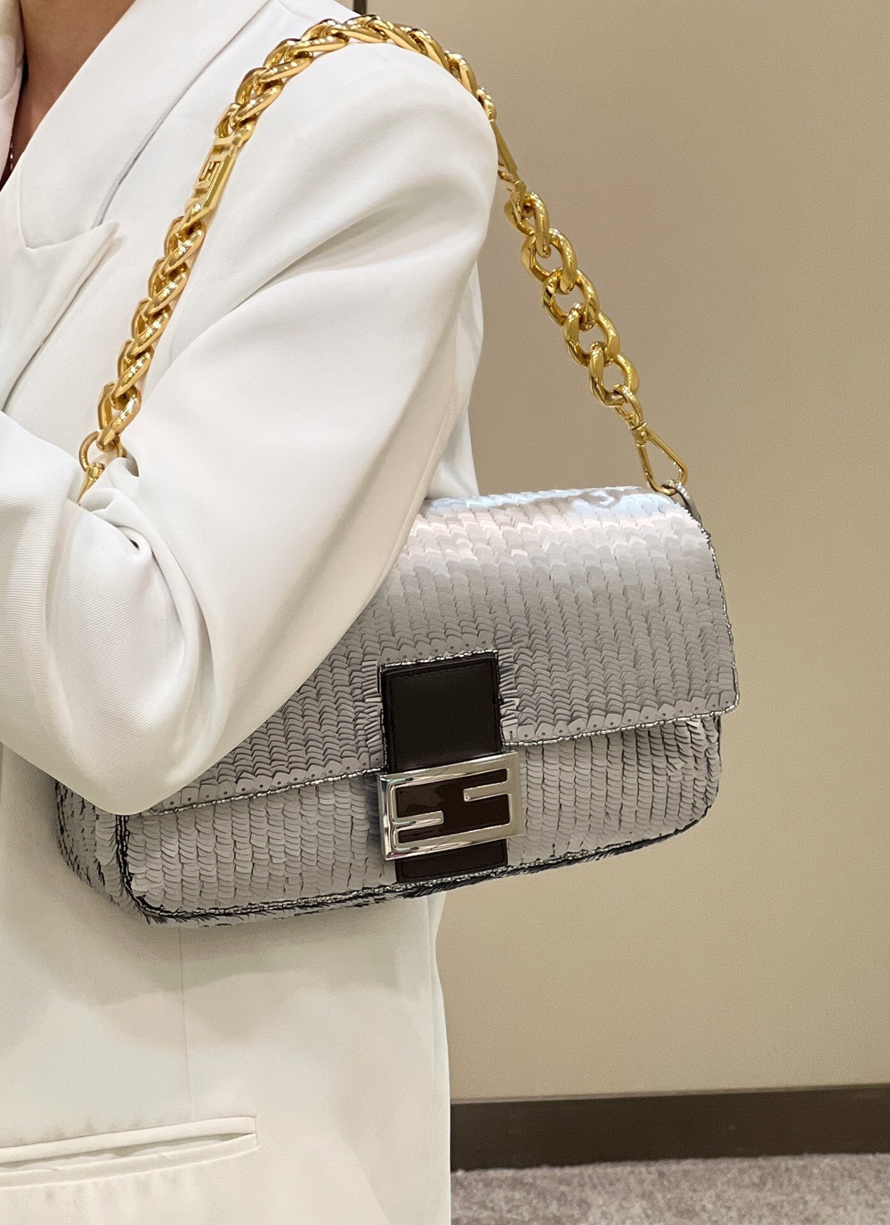 Fendi Baguette 27 cm
