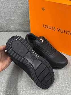Кроссовки Louis Vuitton Run Away