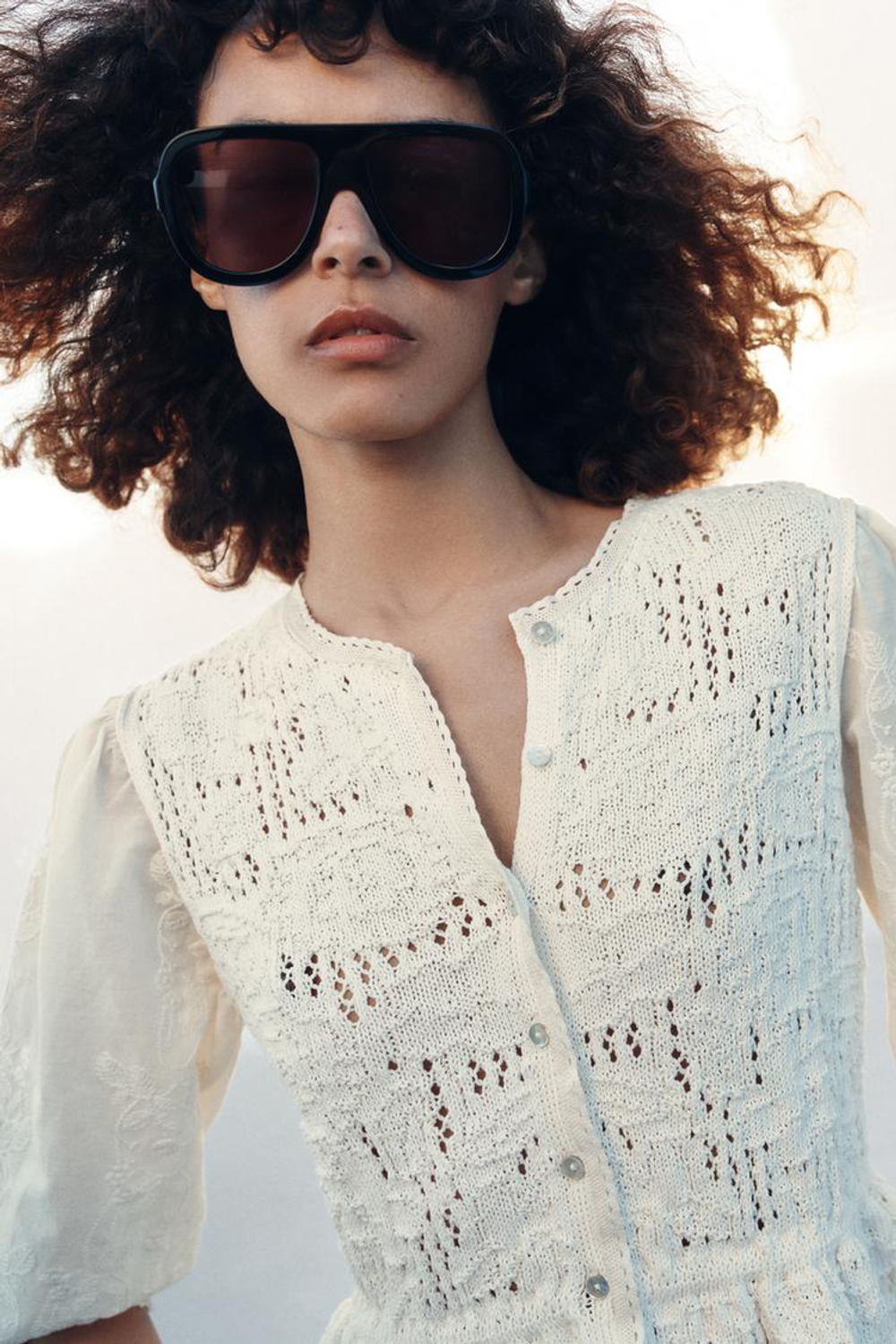 ZARA РОМАНТИЧНЫЙ КАРДИГАН С КОМБИНИРОВАННЫМИ ДЕТАЛЯМИ, ЭКРЮ