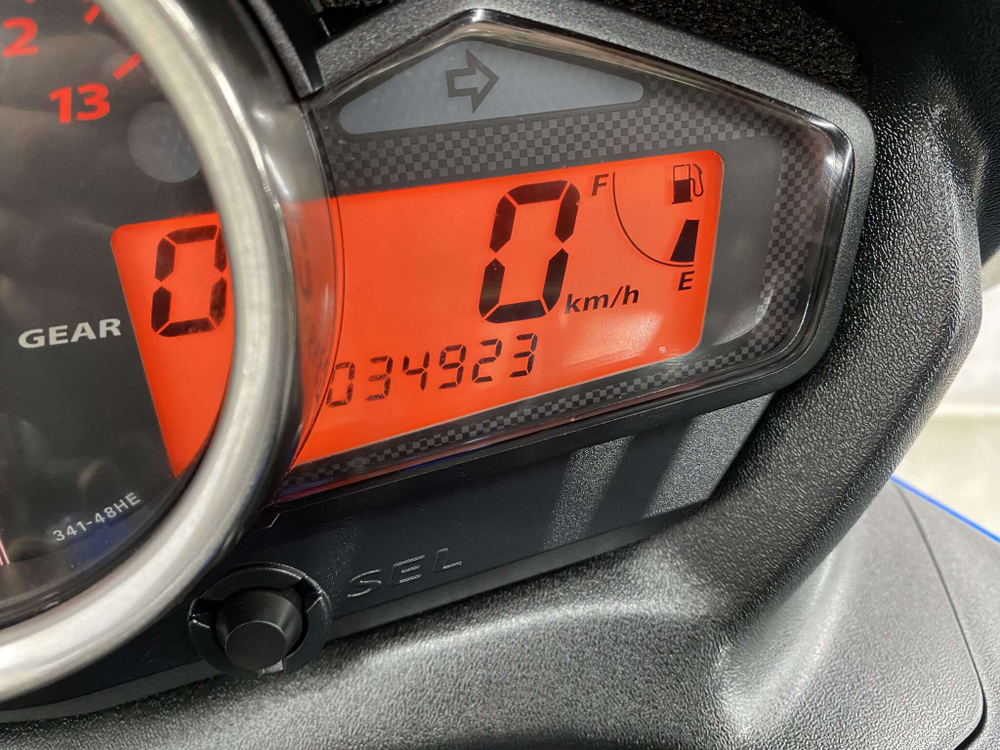 Suzuki GSR250F , 2016