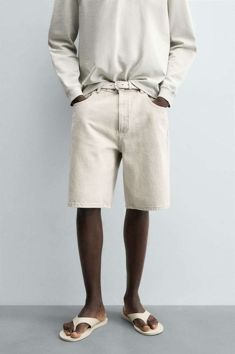 ZARA ДЖИНСОВЫЕ ШОРТЫ REGULAR FIT, ПЕСОЧНЫЙ