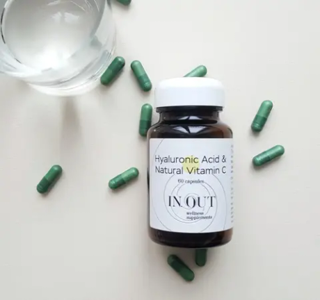 HYALURONIC ACID & NATURAL VITAMIN C