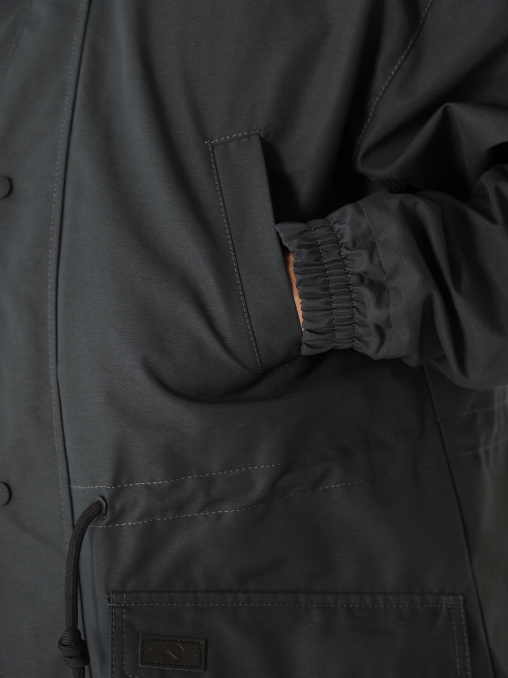 Парка с жилетом Город Горький серая