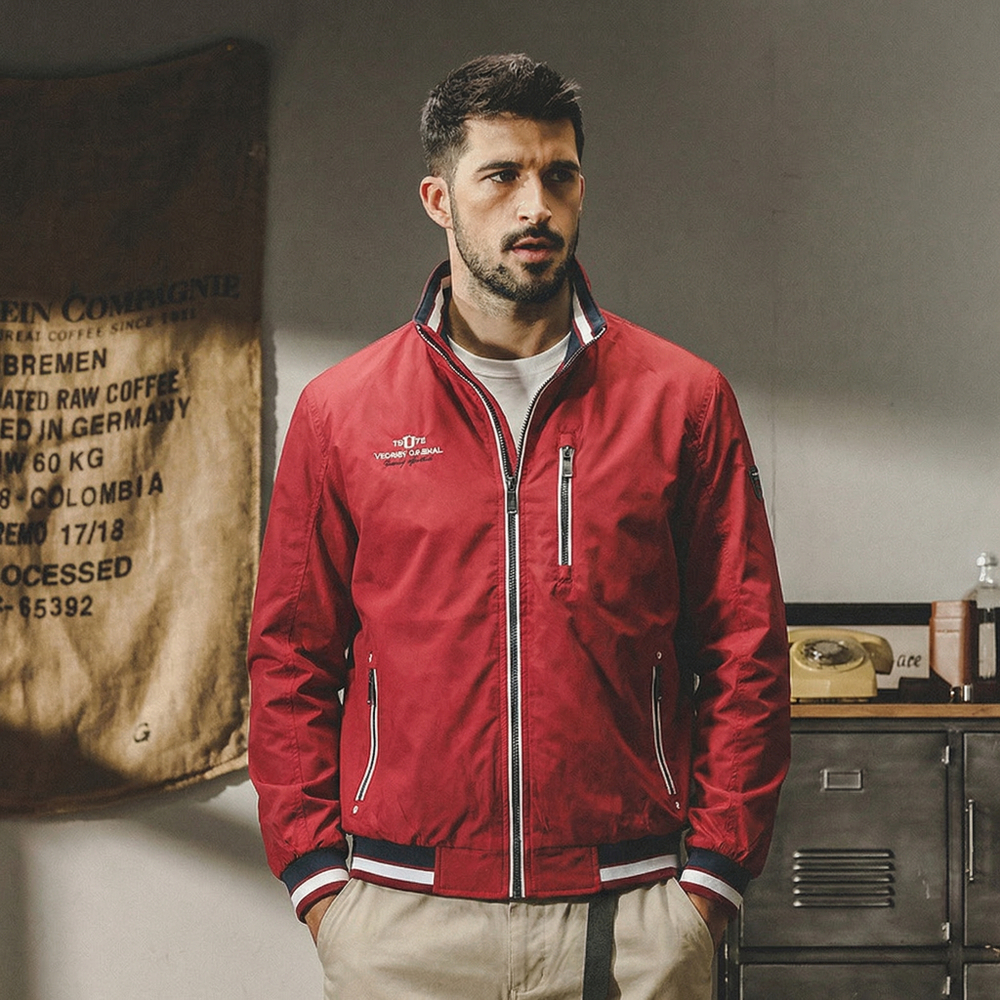 Мужская ветровка на резинке красного цвета из серии «Marine Collection. Yachting»