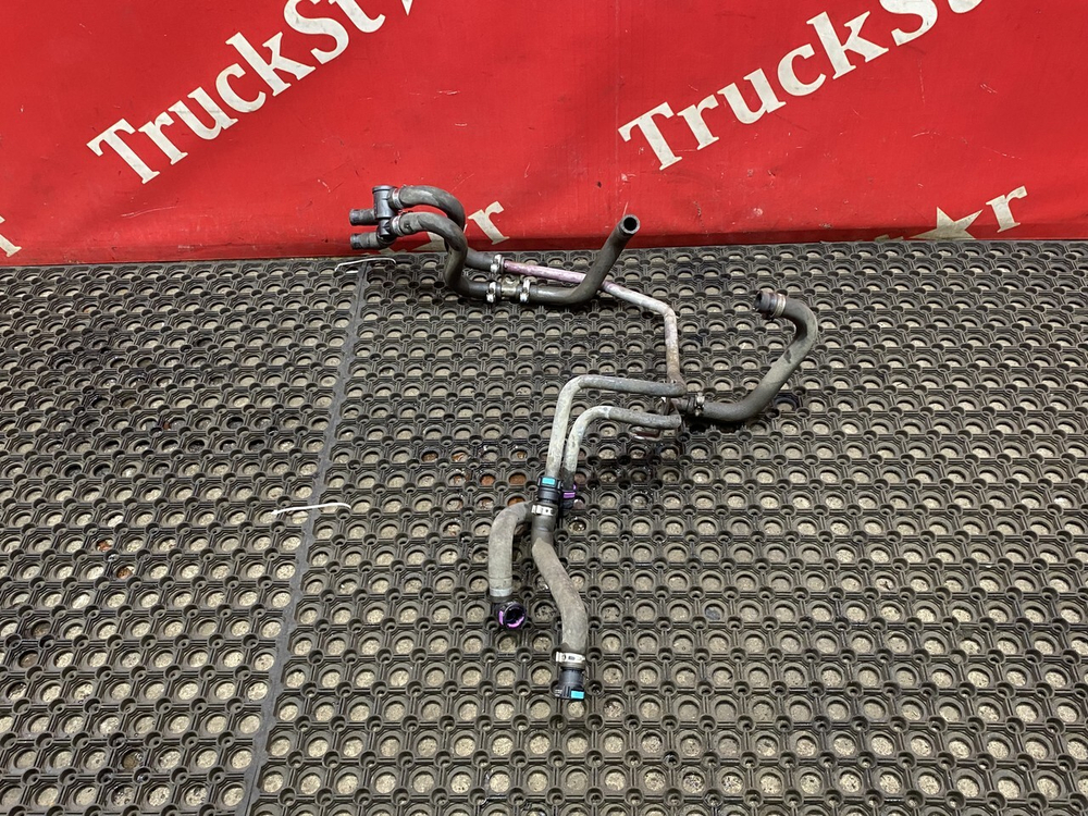 Трубка отопителя 2018г