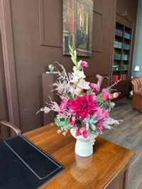 Цветочная композиция в вазе, в-68 см