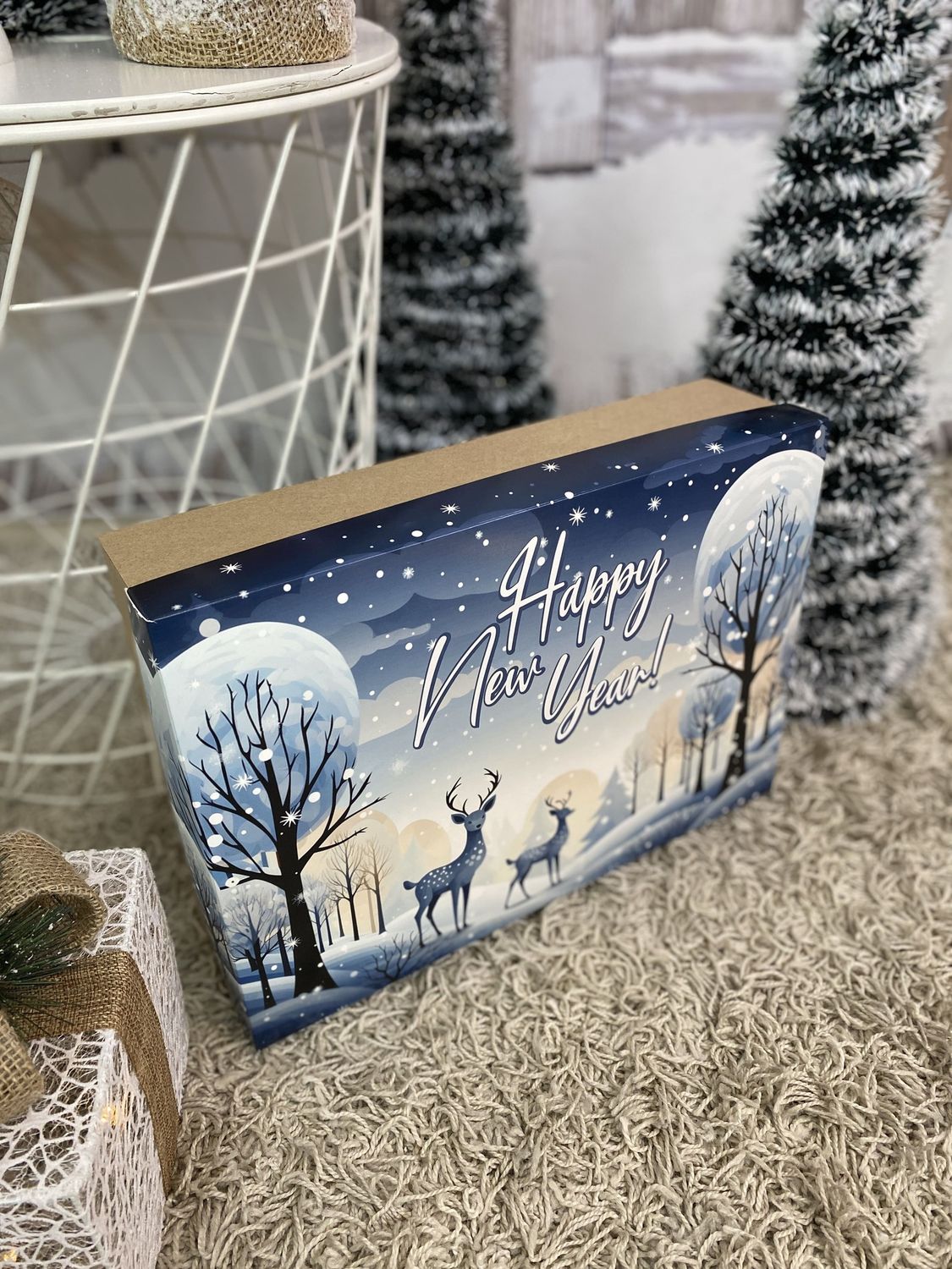 Коробка 350*250*90 